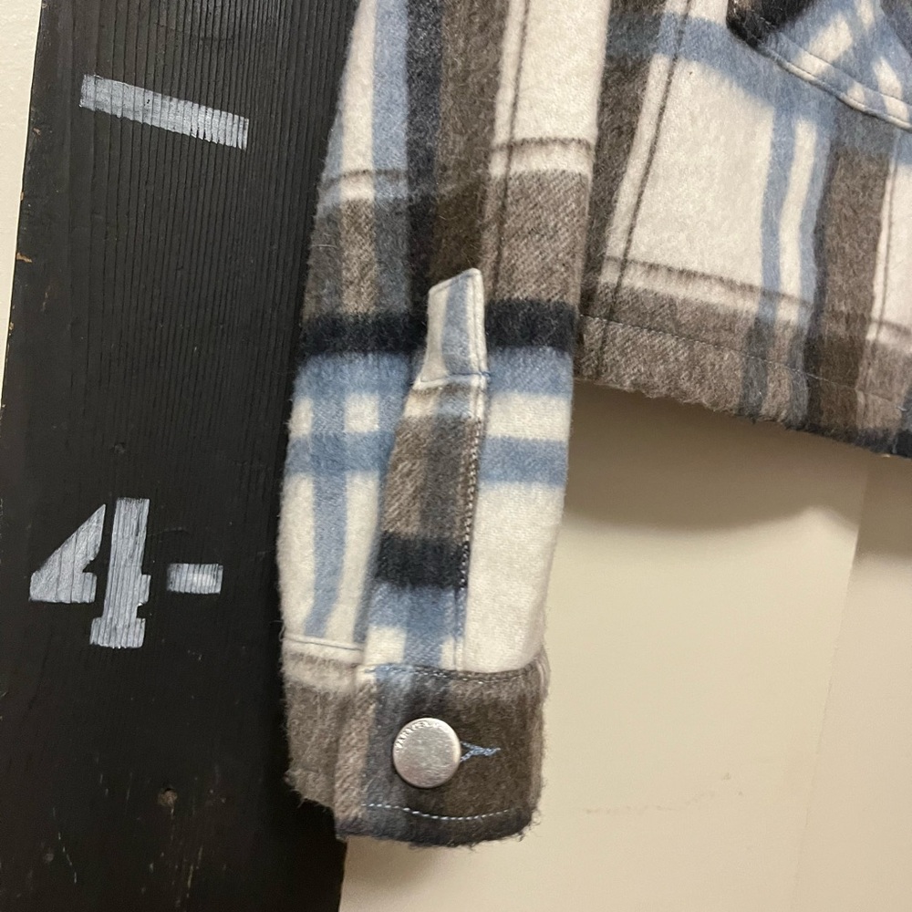 Zara Flannel Cropped Jacket Collared Button Down … - image 6